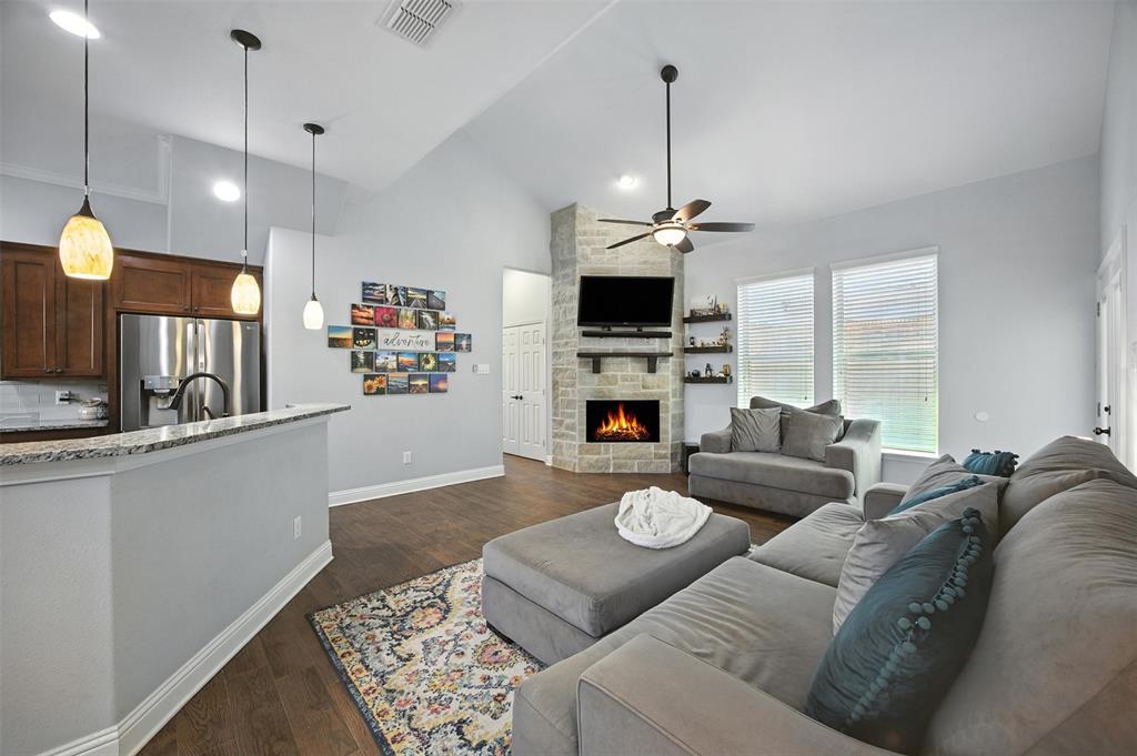 Garza Lake Estates - Residential