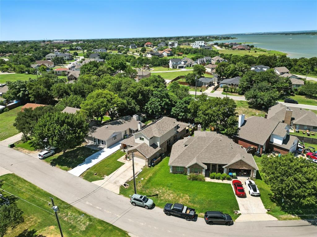 Garza Lake Estates - Residential