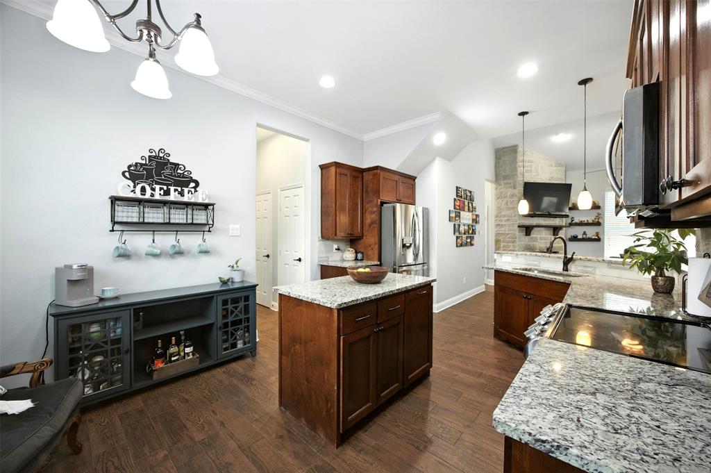 Garza Lake Estates - Residential