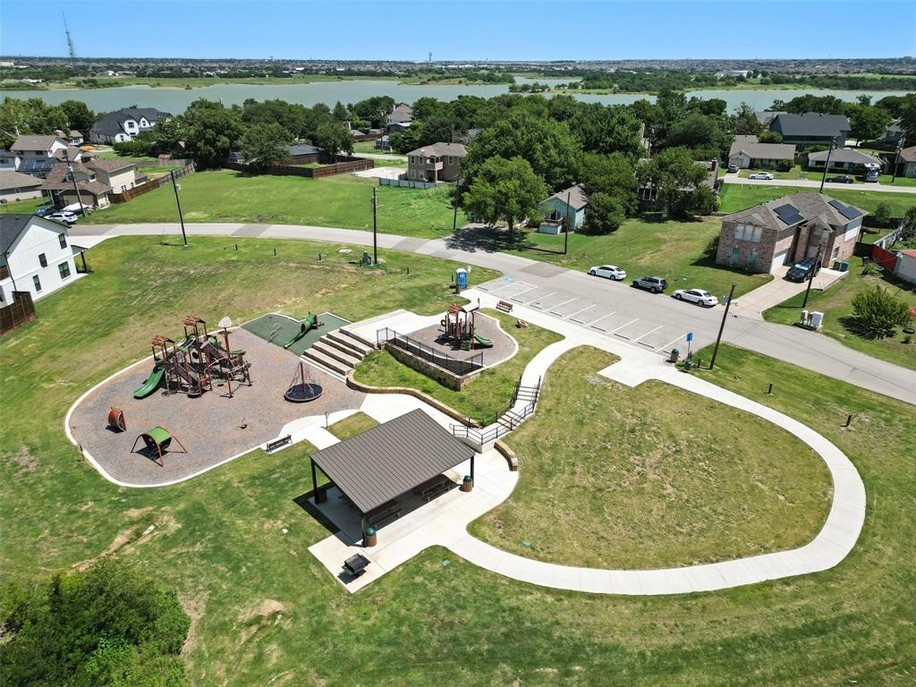 Garza Lake Estates - Residential