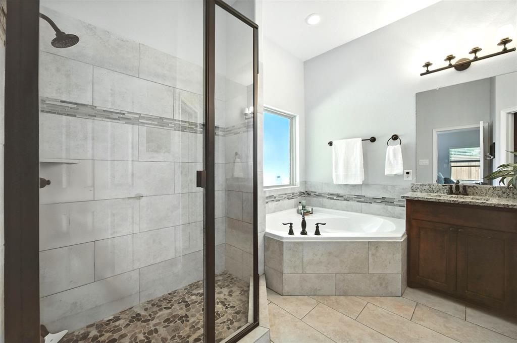 Garza Lake Estates - Residential