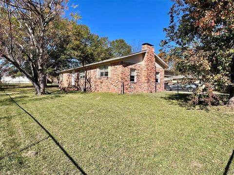 A home in Mineola