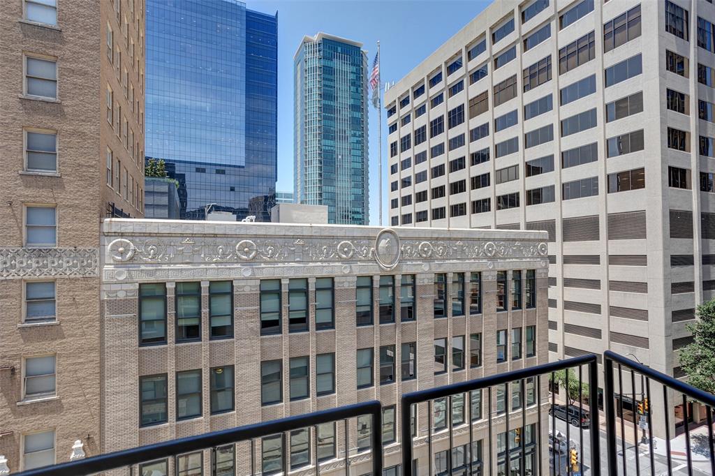 Neil P at Burnett Park Condo - Residential