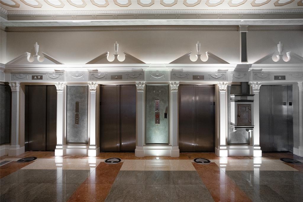 Neil P at Burnett Park Condo - Residential