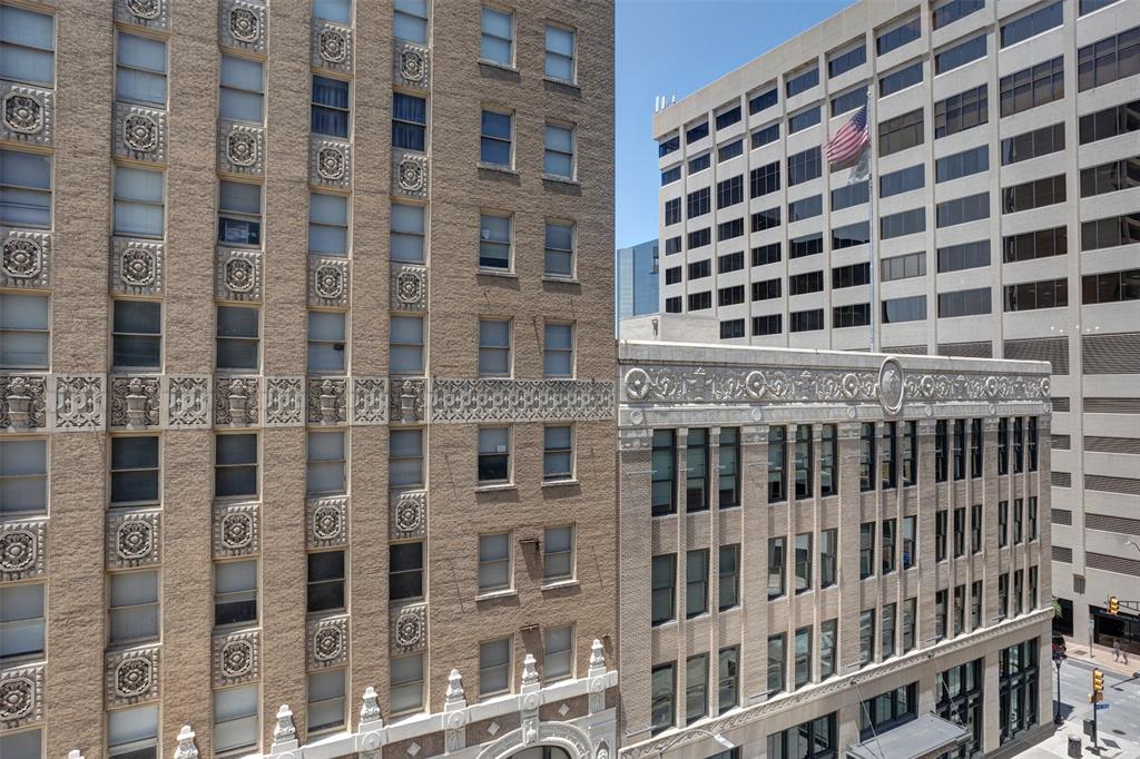 Neil P at Burnett Park Condo - Residential