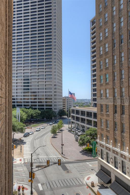 Neil P at Burnett Park Condo - Residential