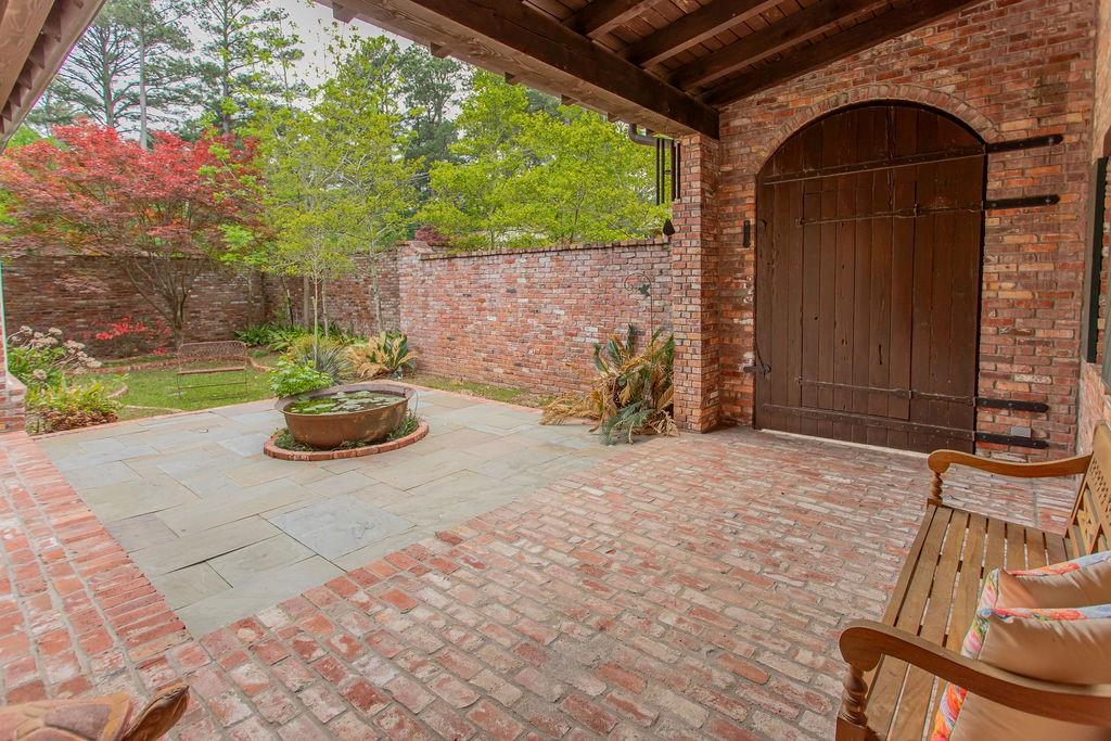 1355 W Hideaway Lane