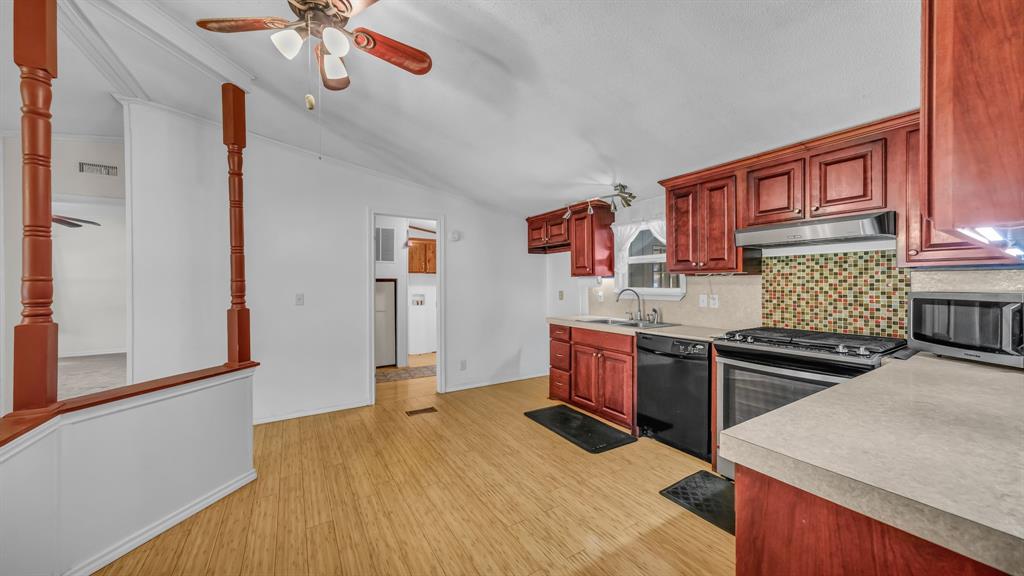 Mountain River Estates Parker - Residential