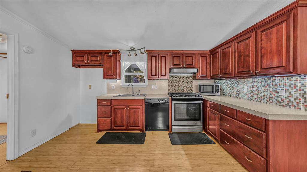 Mountain River Estates Parker - Residential