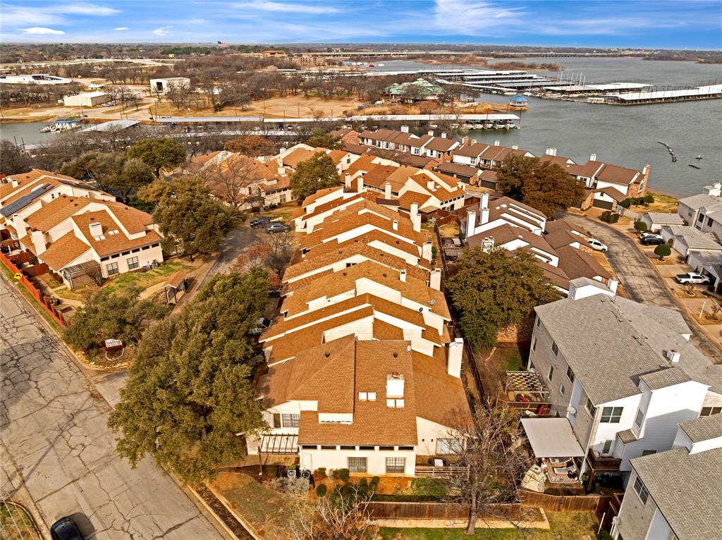 Oakbrook On The Lake - Residential