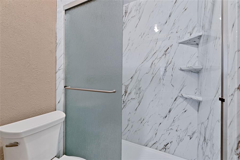 Oakbrook On The Lake - Residential