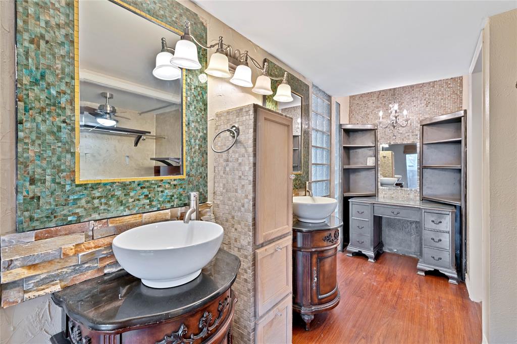 Oakbrook On The Lake - Residential