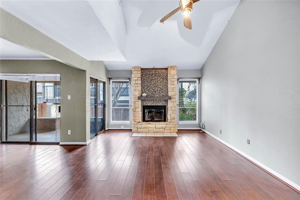 Oakbrook On The Lake - Residential