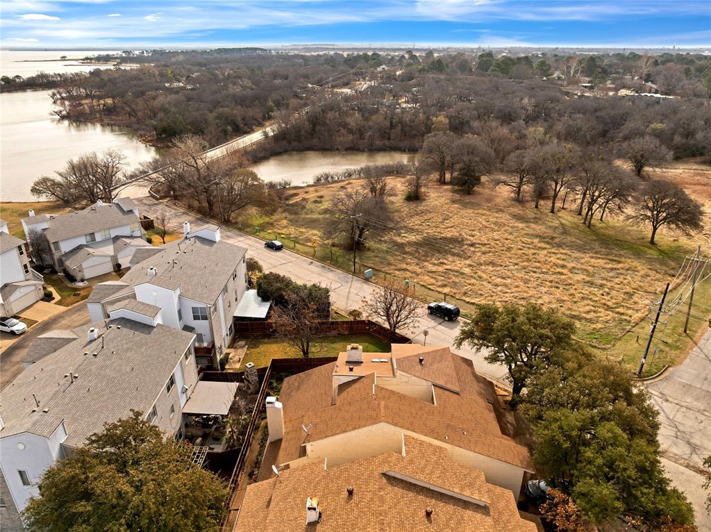 Oakbrook On The Lake - Residential