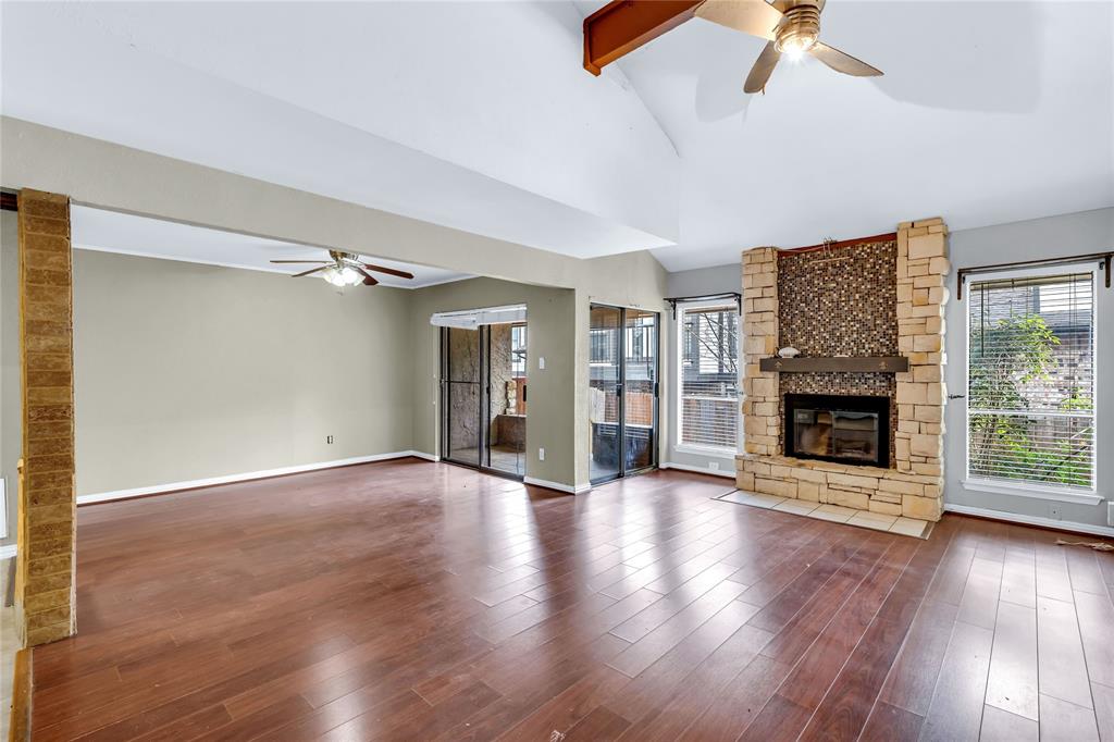 Oakbrook On The Lake - Residential