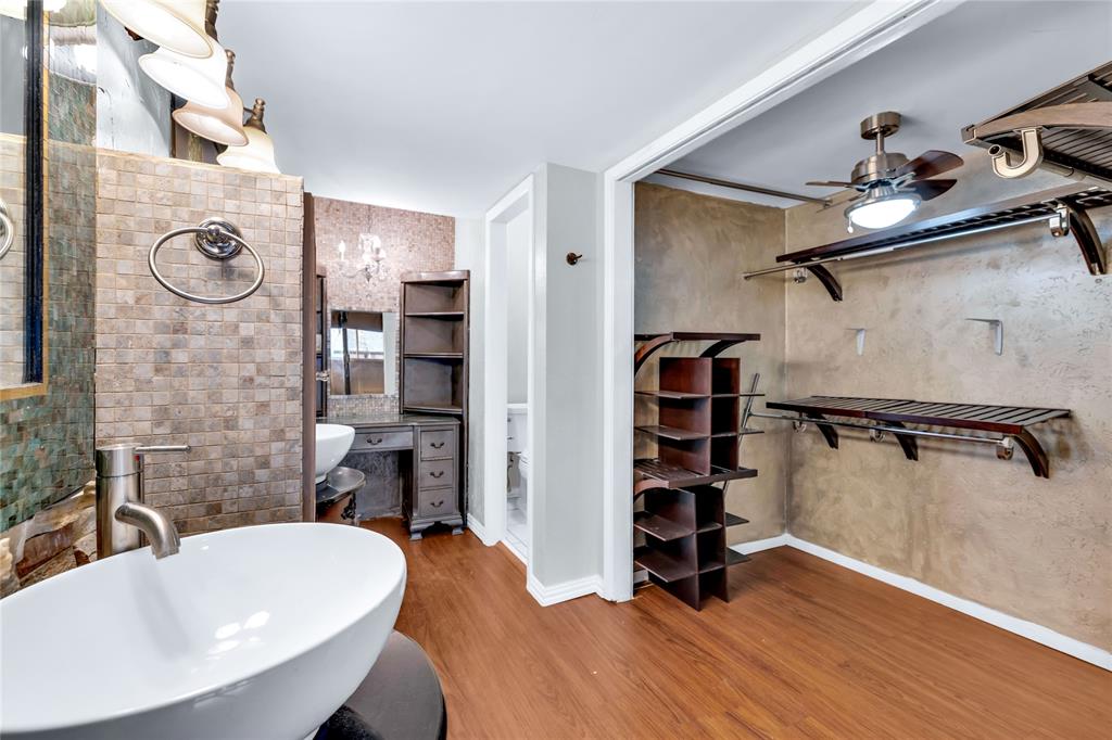 Oakbrook On The Lake - Residential