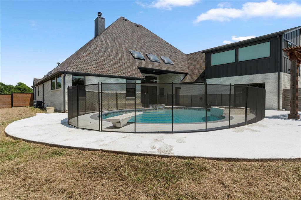 Carriage Hill Estates - Residential Lease