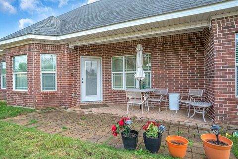 A home in Lindale