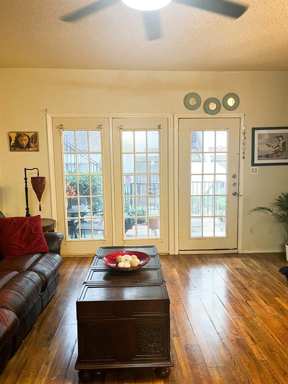 Emily Lane Condo - Residential
