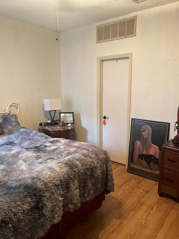 Emily Lane Condo - Residential