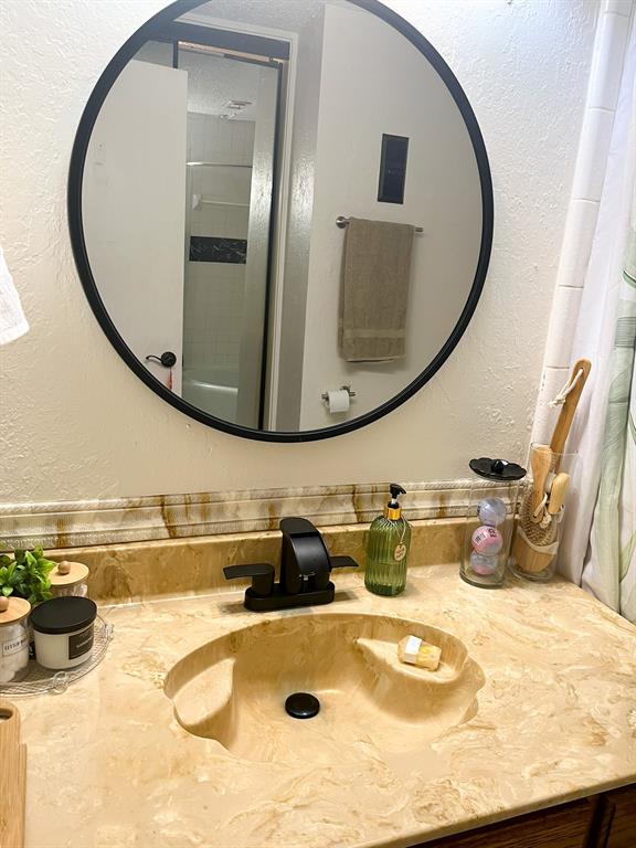 Emily Lane Condo - Residential