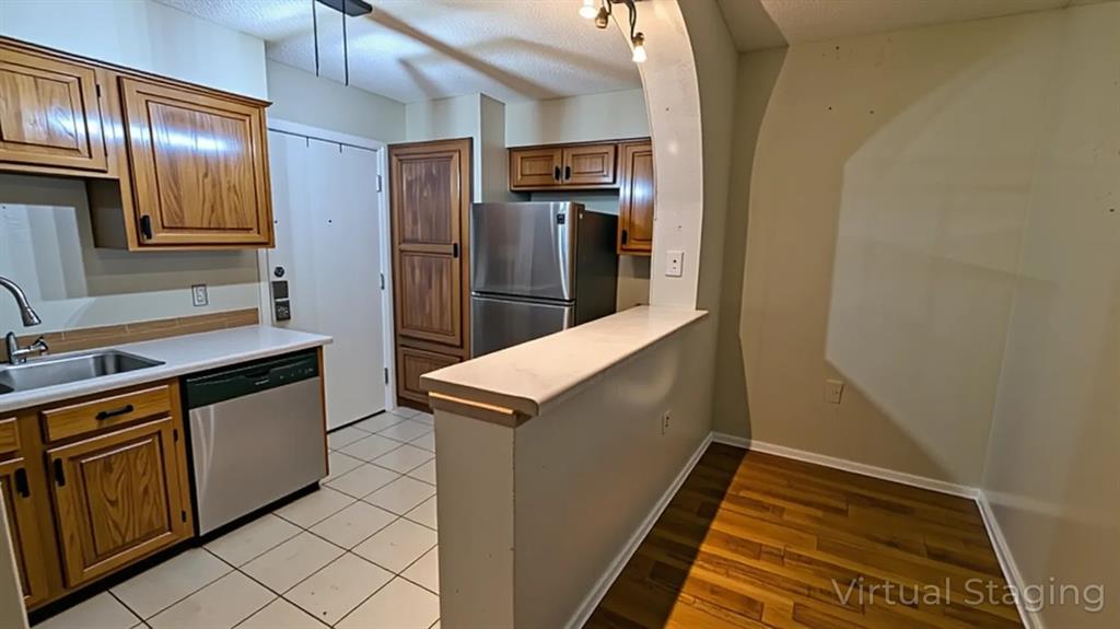 Emily Lane Condo - Residential