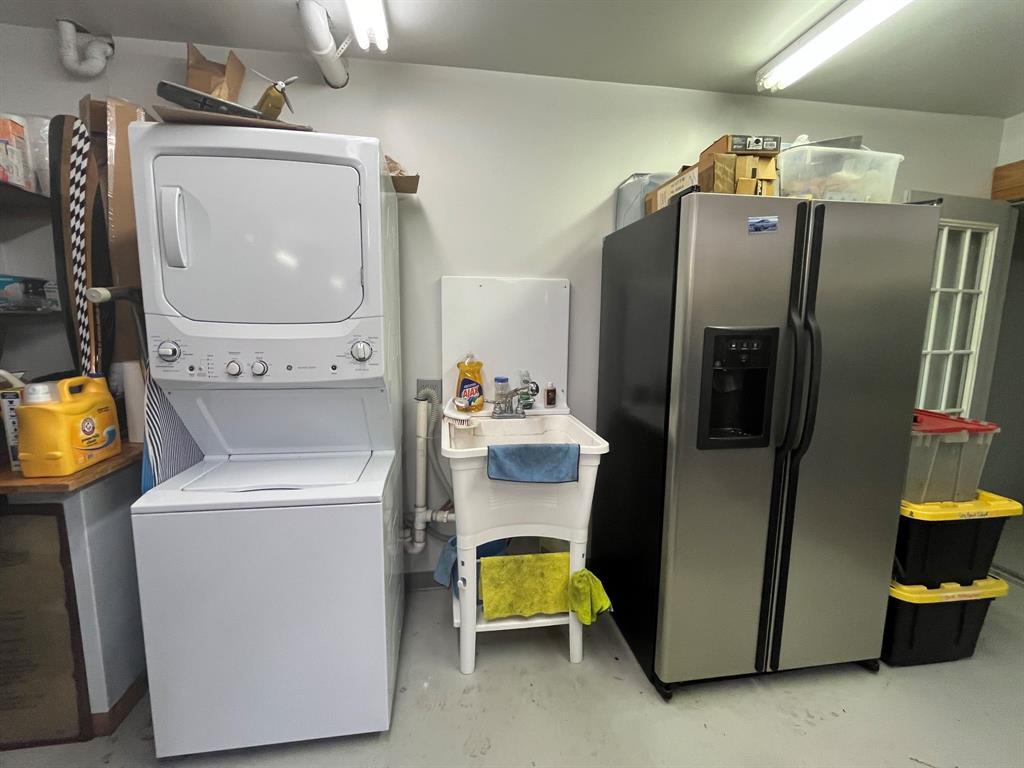 AERO COUNTRY ESTATES - Commercial Sale