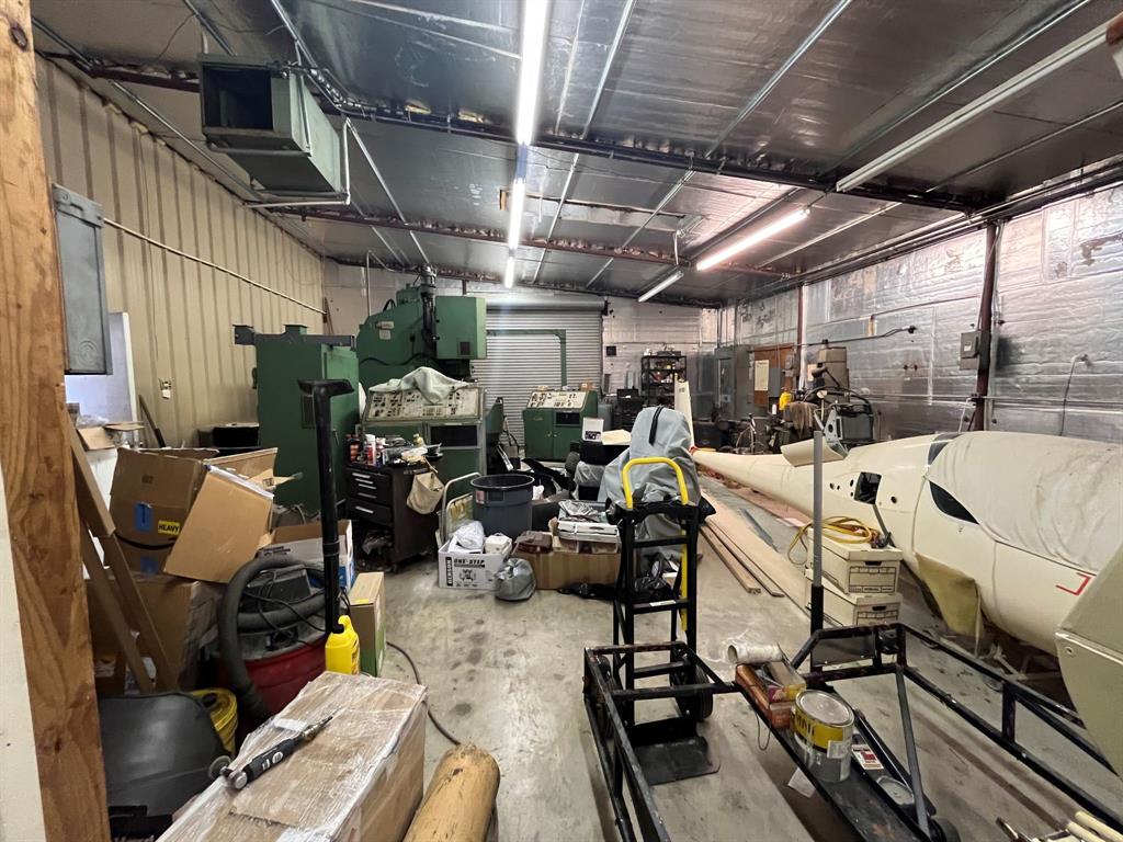 AERO COUNTRY ESTATES - Commercial Sale