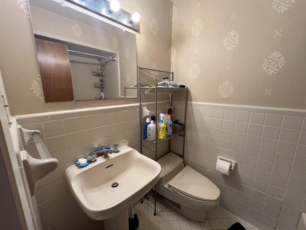 AERO COUNTRY ESTATES - Commercial Sale