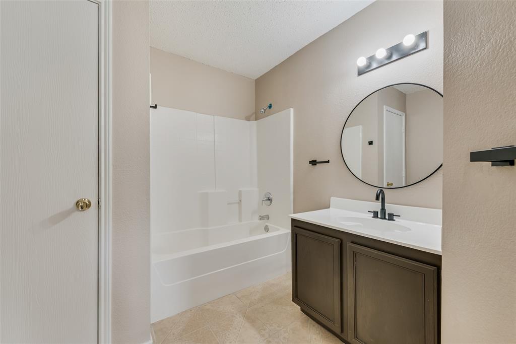 Harris Crossing Ph I - Residential Lease