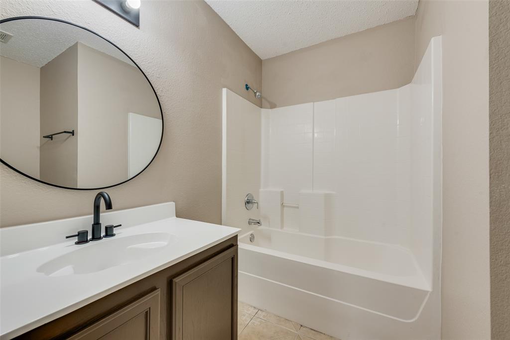 Harris Crossing Ph I - Residential Lease