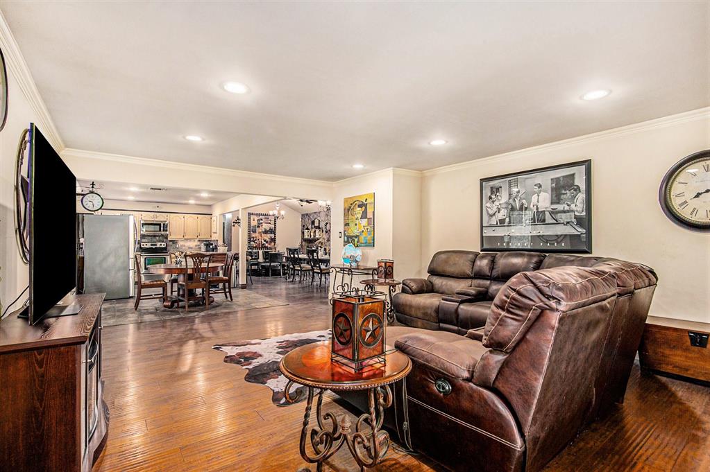 2030 Fawkes Lane
