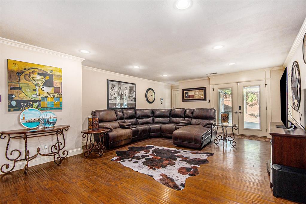 2030 Fawkes Lane