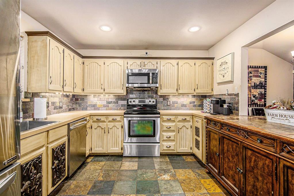 2030 Fawkes Lane