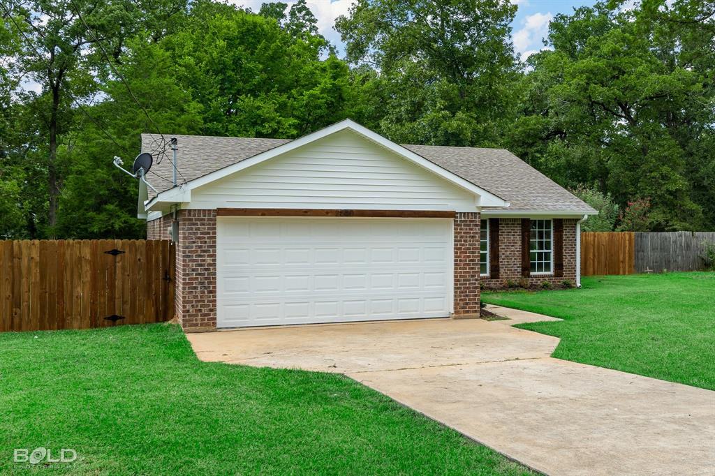 Shreveport, Louisiana 71107, United States, 3 Bedrooms Bedrooms, ,2 BathroomsBathrooms,Residential,Contingent,50991