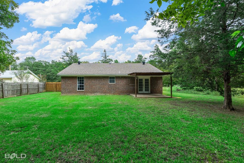 Shreveport, Louisiana 71107, United States, 3 Bedrooms Bedrooms, ,2 BathroomsBathrooms,Residential,Contingent,50991
