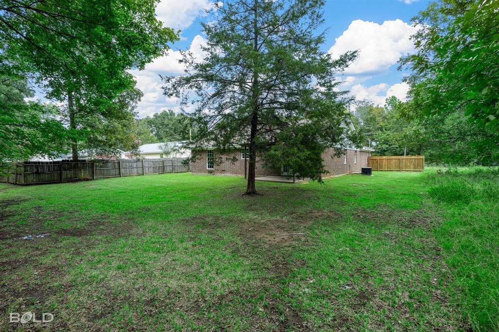 Shreveport, Louisiana 71107, United States, 3 Bedrooms Bedrooms, ,2 BathroomsBathrooms,Residential,Contingent,50991