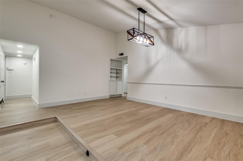 White Rock Village 02 - Residential