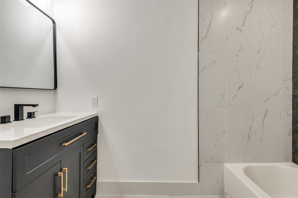 White Rock Village 02 - Residential