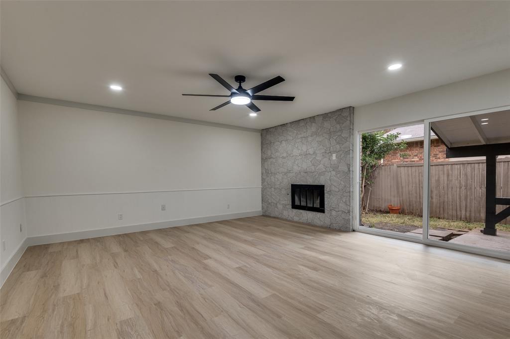 White Rock Village 02 - Residential