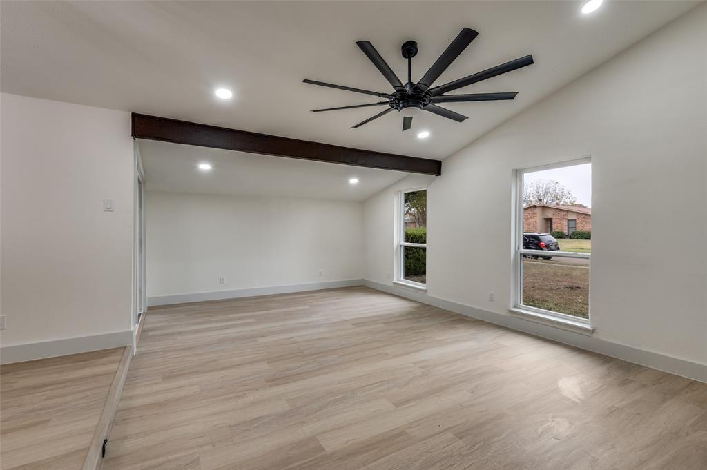 White Rock Village 02 - Residential