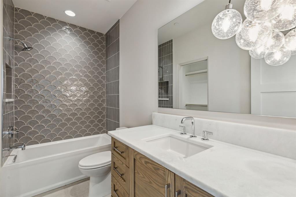 Stony Brook - Residential