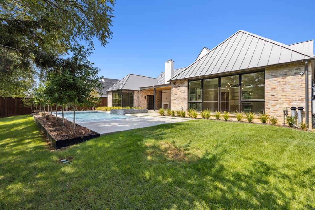 Stony Brook - Residential