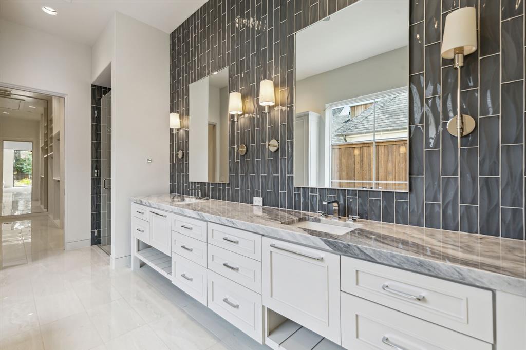 Stony Brook - Residential