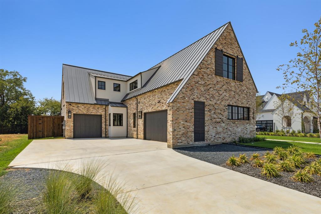 Stony Brook - Residential