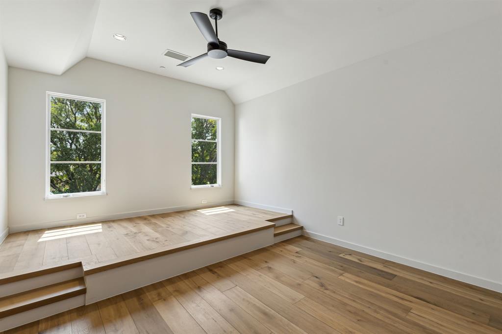 Stony Brook - Residential