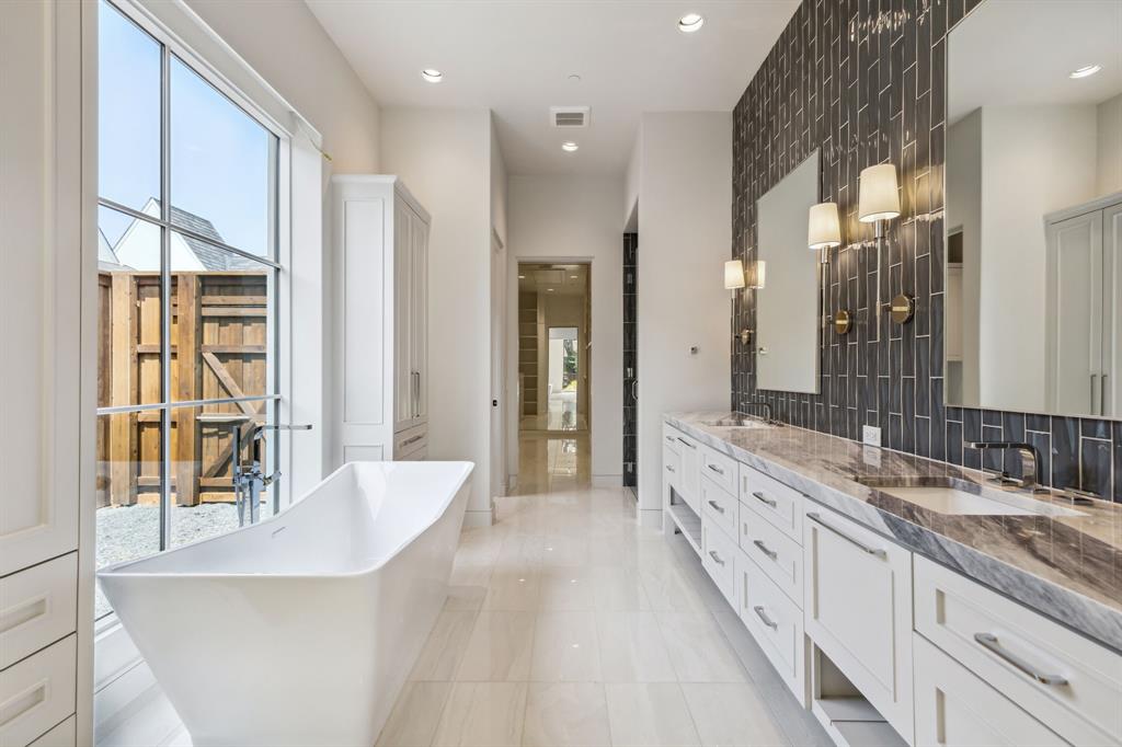 Stony Brook - Residential