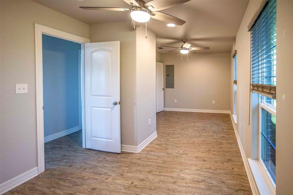 2449 Estate - Residential