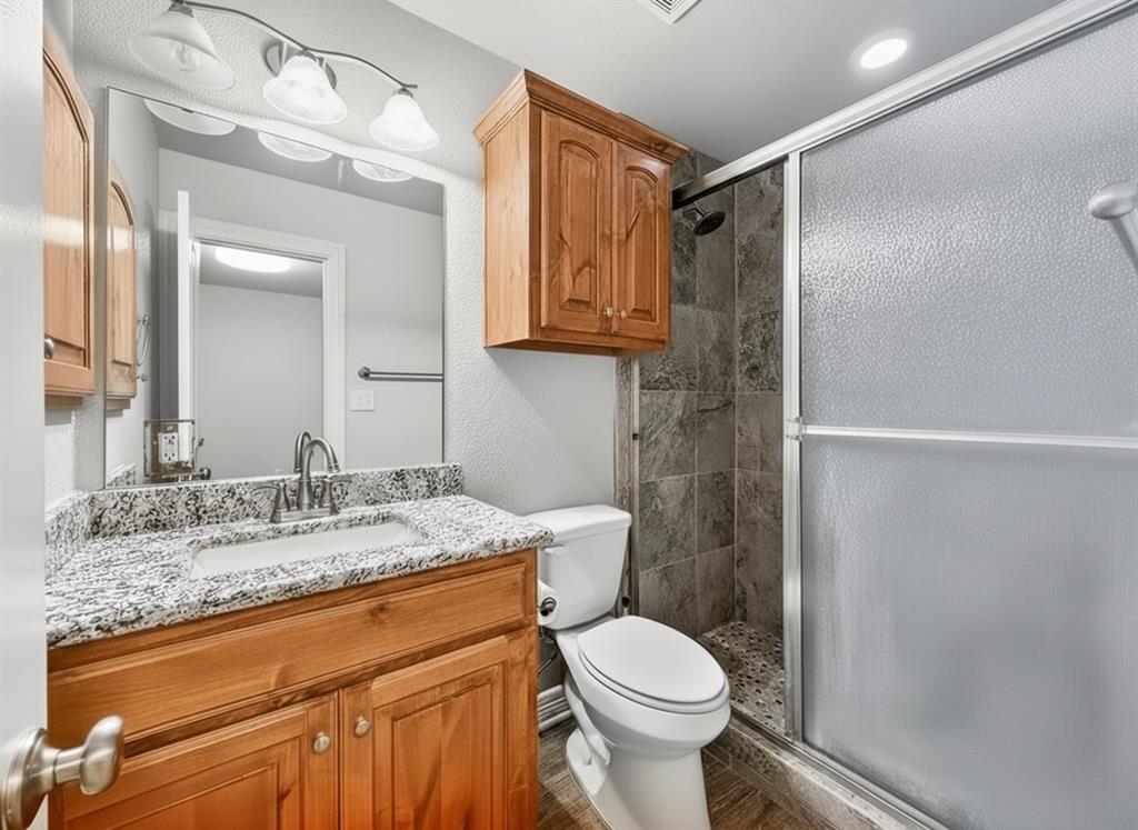 2449 Estate - Residential