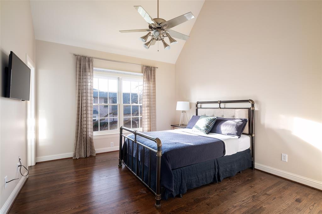 CARUTH HILLS - Residential